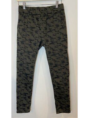 Bevy Flog Pants Pull On Olive Green Camo Size 26